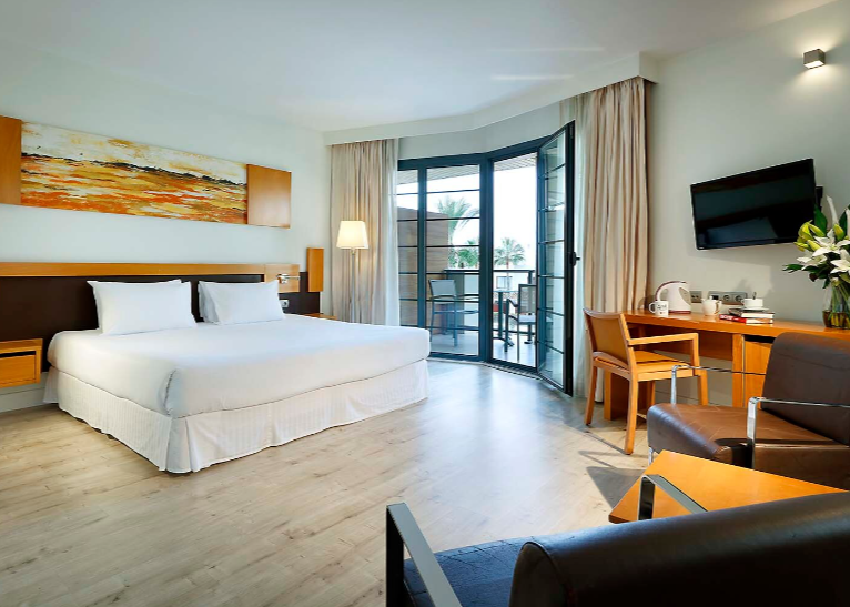 4 Nights - Cancelada - from 749€ per person